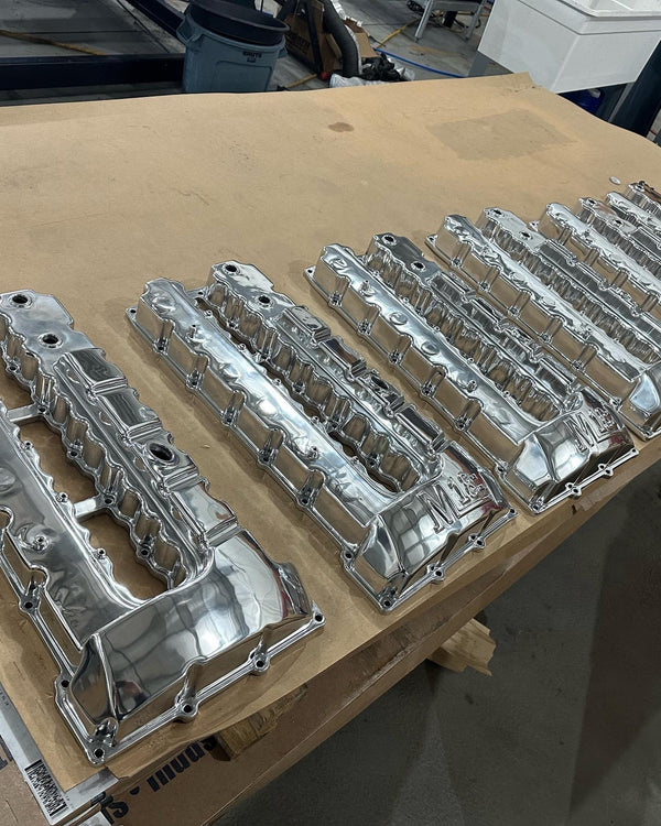 M18 N53/N54 CAST ALUMINUM VALVE COVER W/LOGO bys